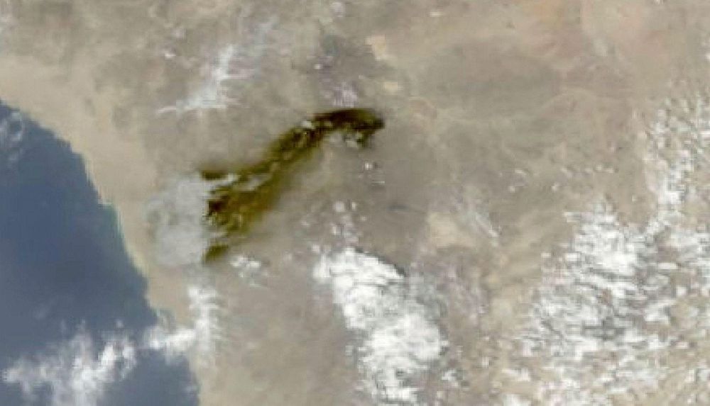 East-West Oil Pipeline Temporarily Suspended After Damage From Drone Launched From Iraq