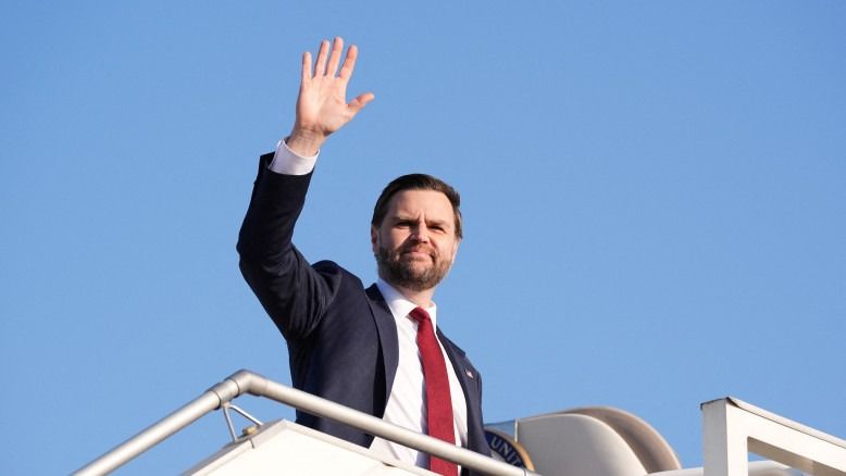 The Warning J.D. Vance Received in Closed Rooms