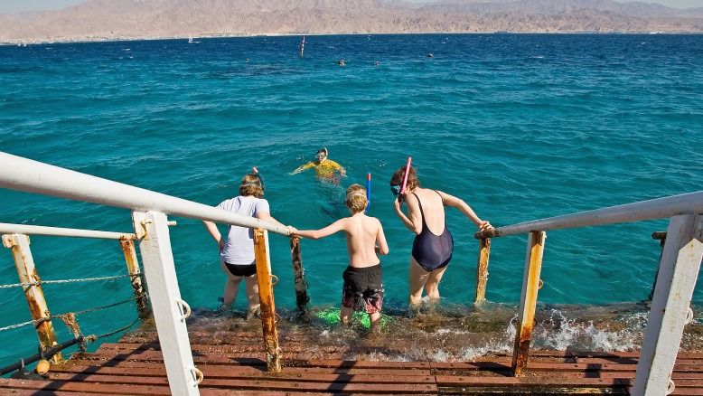 Hikers on Rosh Hashanah: About 160,000 in Reserves and Parks, 25,000 at Kinneret Beaches