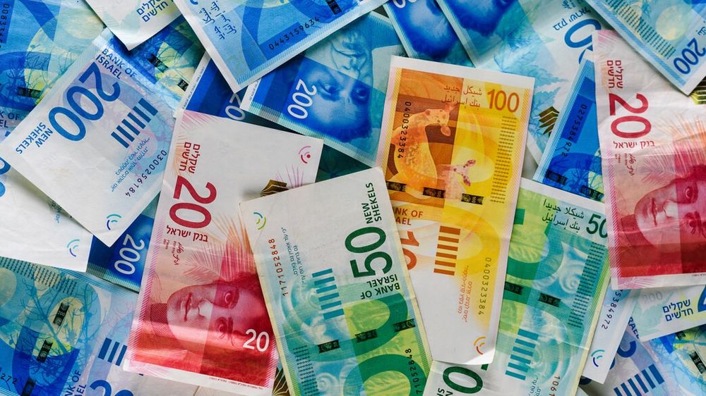 10 Factors That Will Determine What Happens to Your Money in the Coming Year