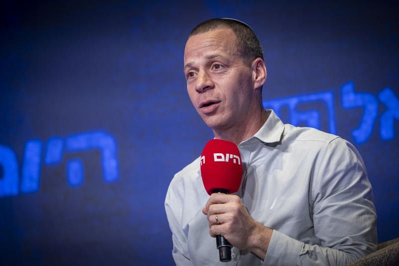 Amit Segal: 'He's the Only One Who Can Transfer Votes From the Second Bloc'