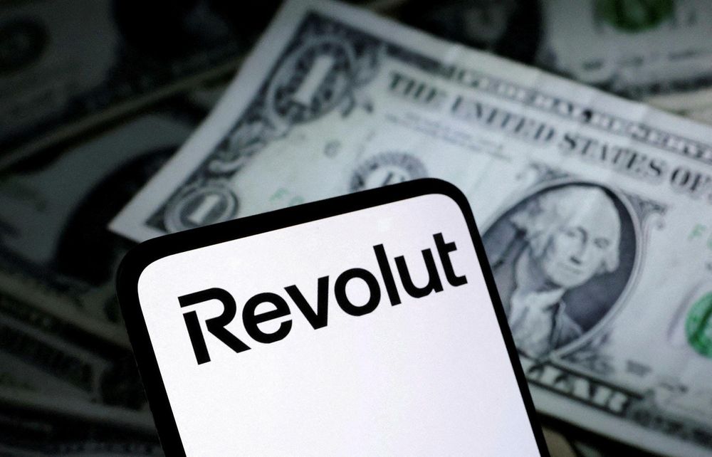Moment before entering Israel: Revolut fell in fraud, customer personal information leaked.