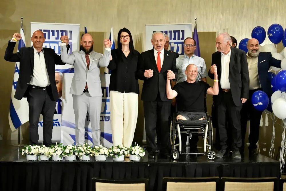 It Will Pay Off for You. This Is How Netanyahu Oils the Machine