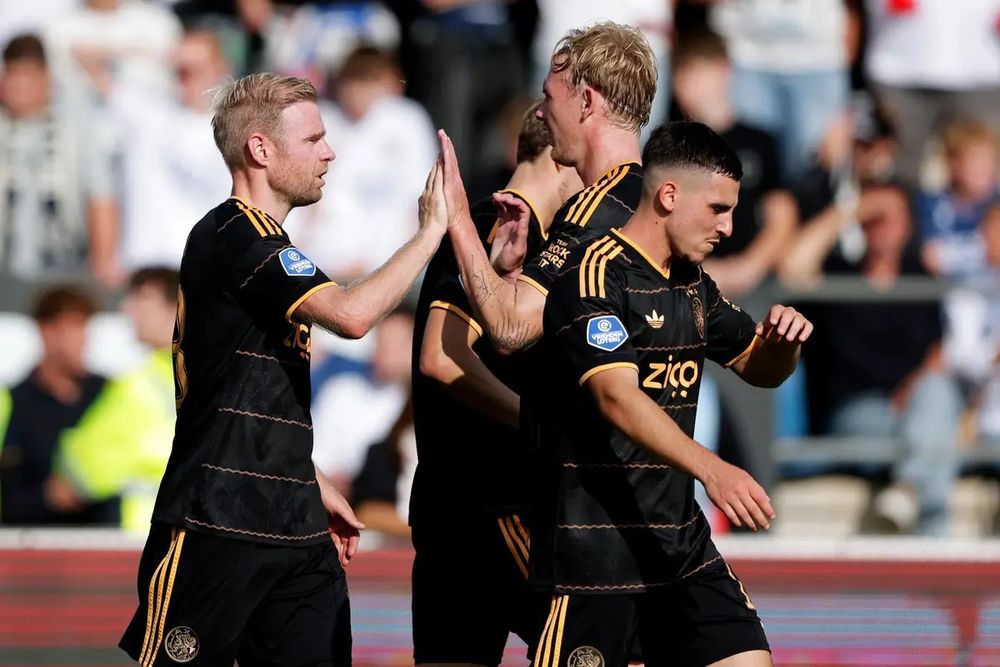 Oscar Glooch Enters And Stuns With Ajax's 4:1 Performance