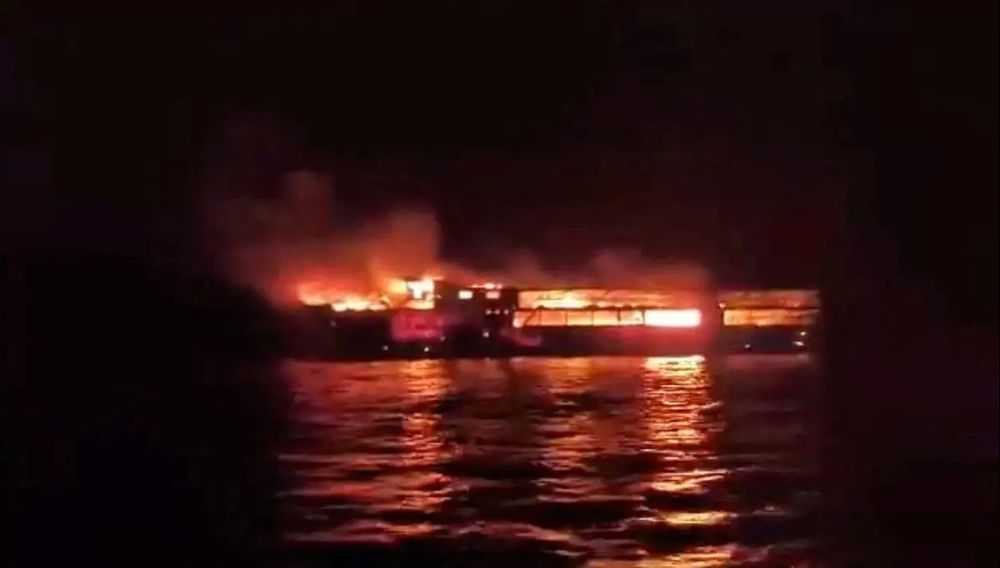 Passenger Ferry Caught Fire in Philippines: At Least Five Dead, More Than 80 Missing